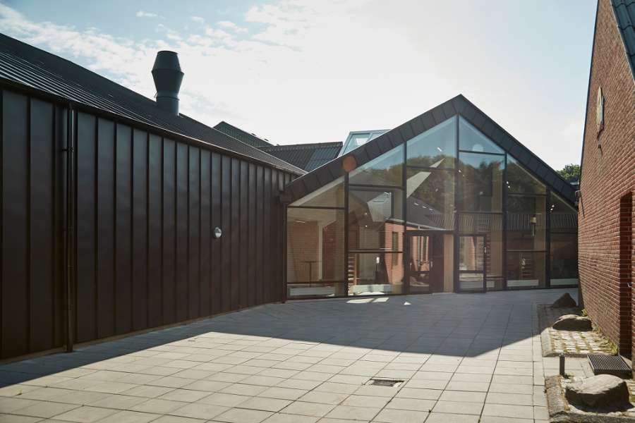 Moderigtig motionsbeklædning, Trælundvej 3, 7400 Herning